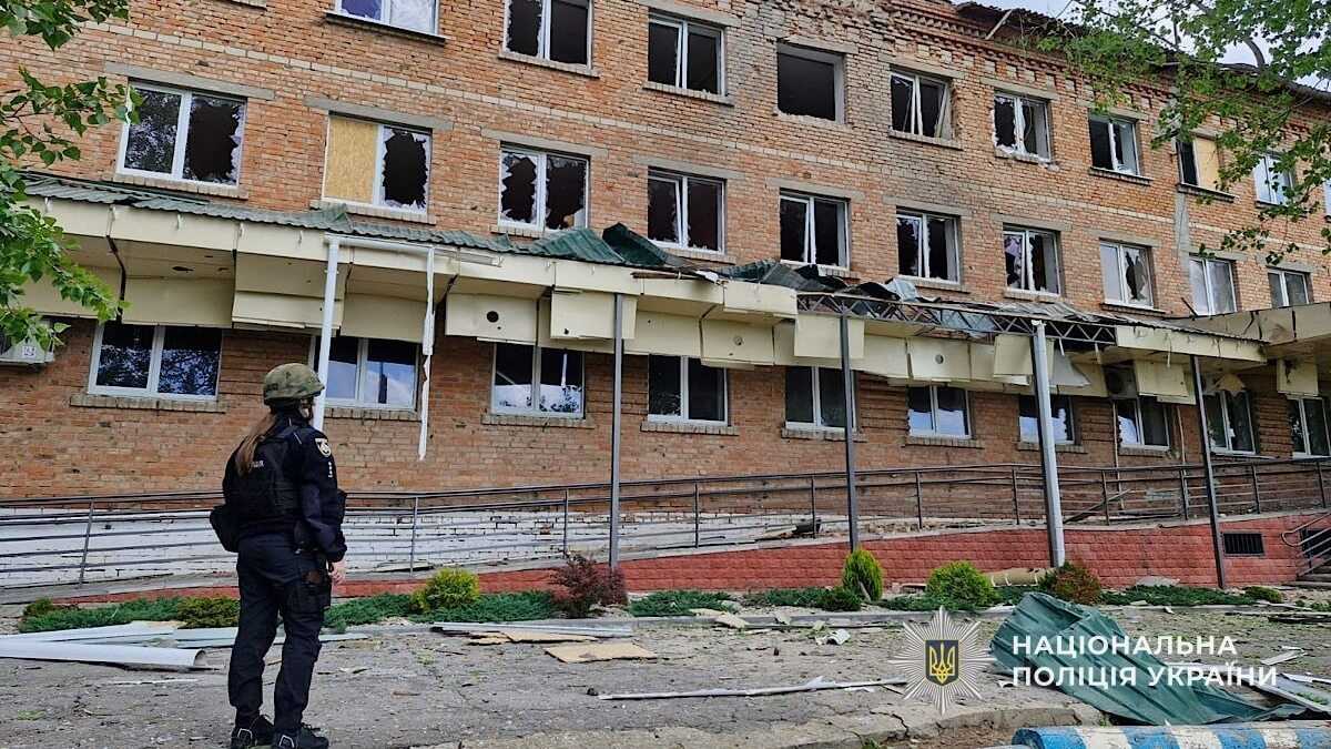 Атаки на Дніпровщині: поранені, руйнування, дрони