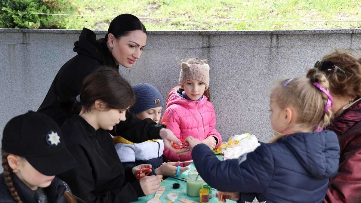 Поліція Дніпровщини вшанувала матерів полонених