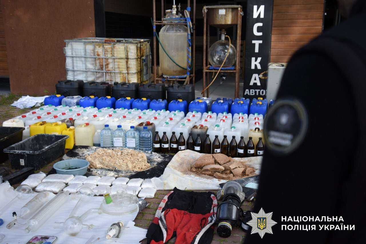 Масштабний наркобізнес у 15 областях