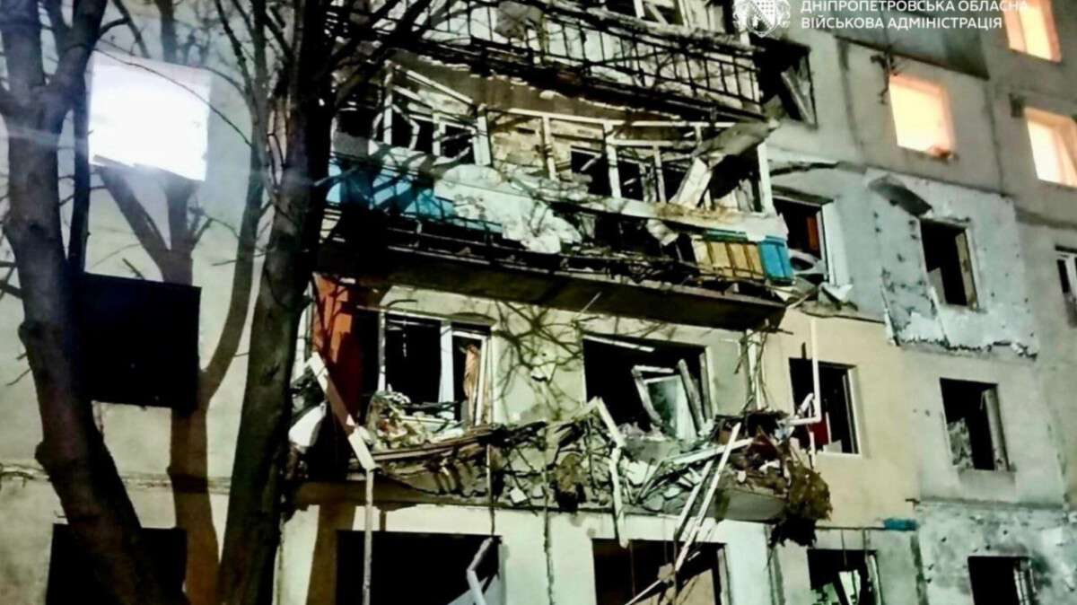 Вибухи лунали в чотирьох районах, є постраждалі: як на Дніпропетровщині минула ніч на 2 травня