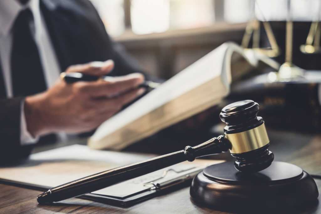 Адвокатське об'єднання