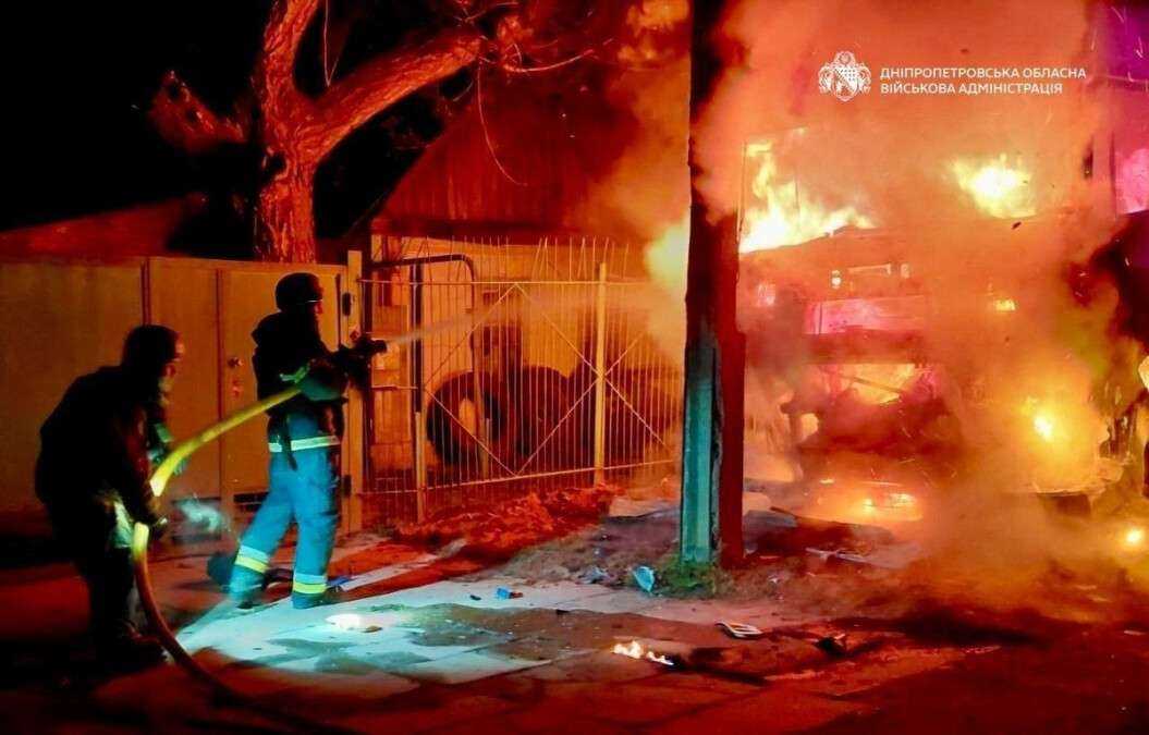 Атаки авіабомбою, ракетою, БпЛА та артилерією: як у Дніпрі та області минула ніч 5 травня