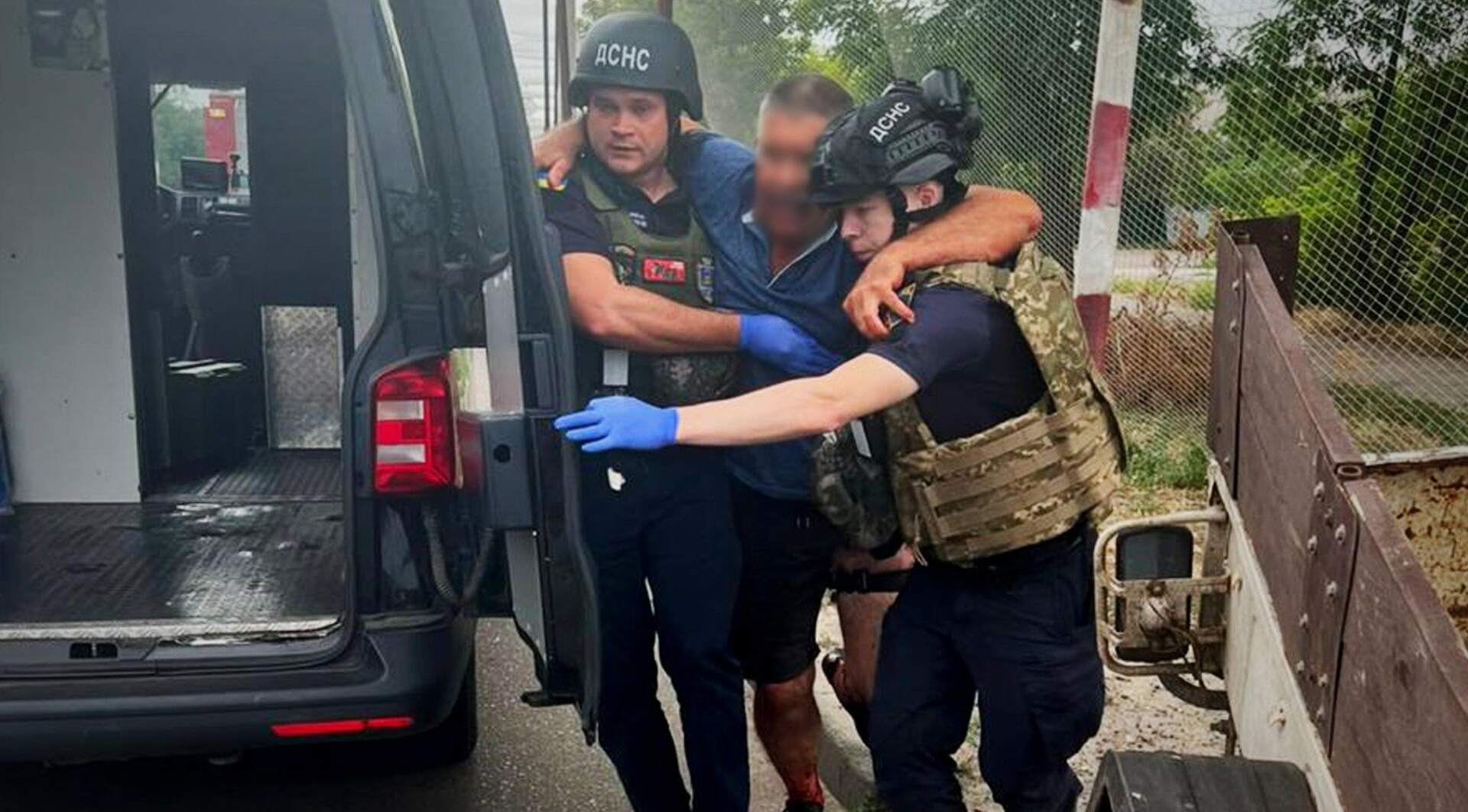Дніпропетровщина: Ворог цілиться в рятувальників