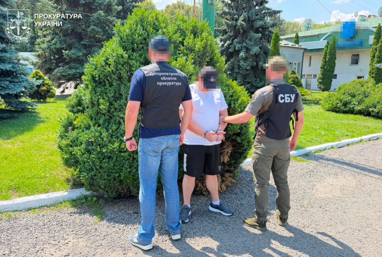 Дніпрянин-шахрай із "зеленим" тарифом: екстрадований з Польщі постане перед судом.