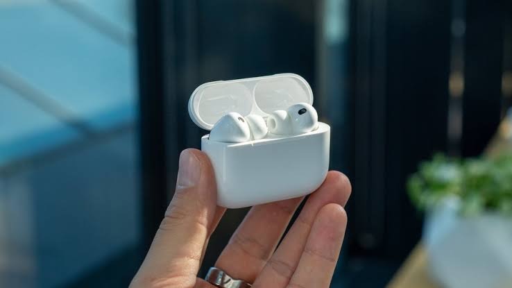 AirPods для музыки, работы и спорта