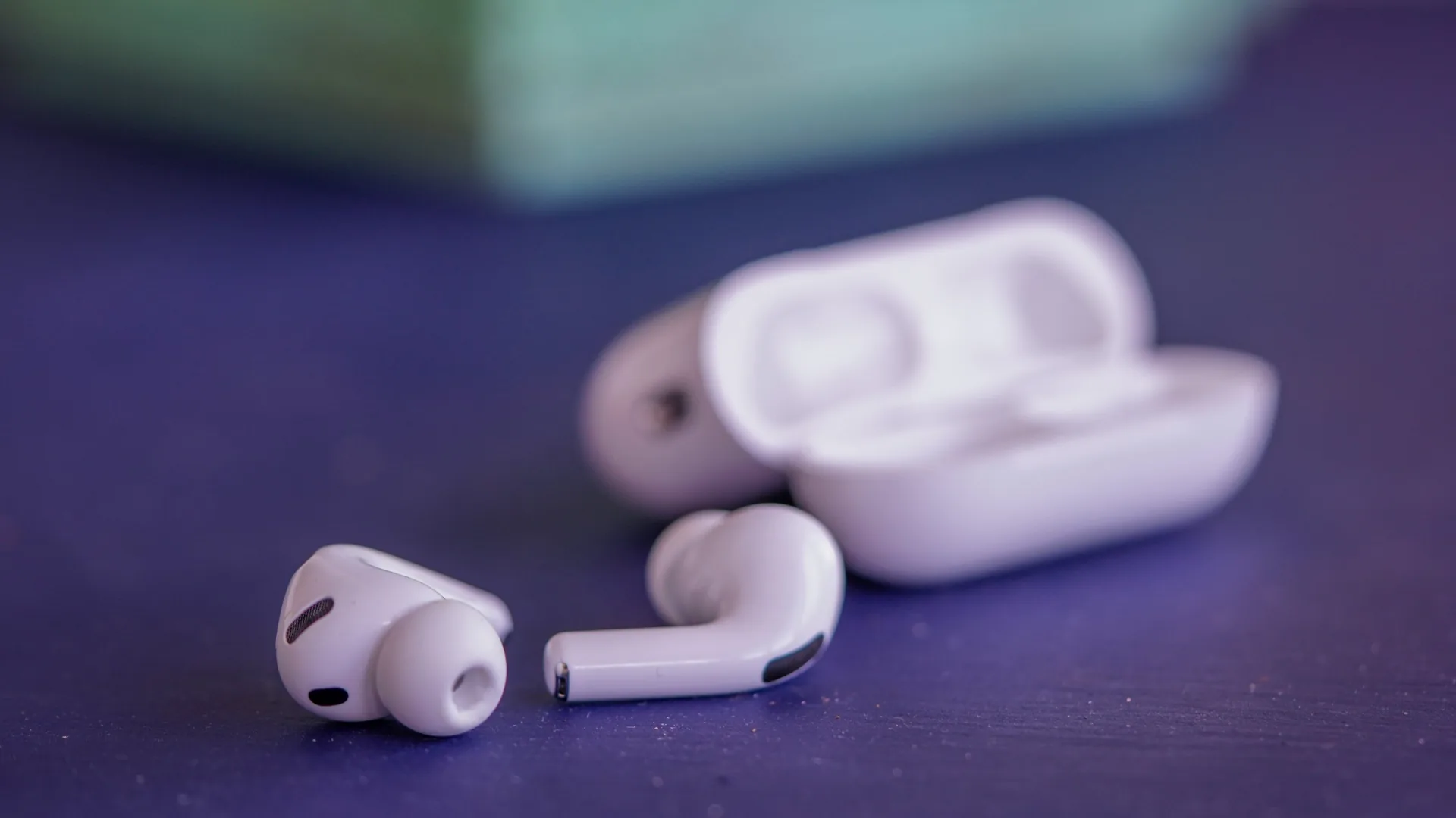 AirPods для музыки, работы и спорта: какую модель выбрать под свои задачи?