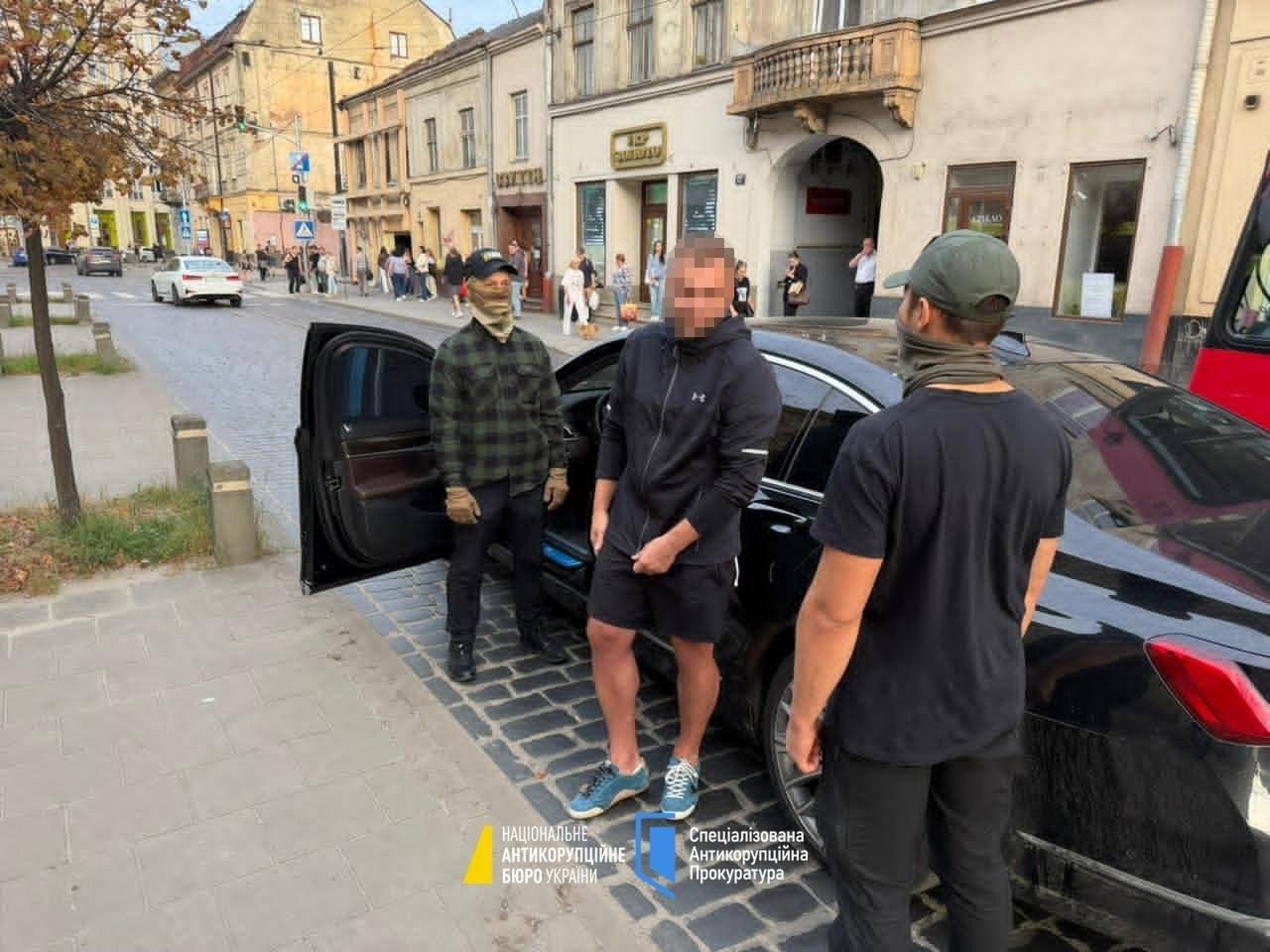 <strong>Владу “кришували”: Чиновник ОГПУ викритий у схемах з кол-центрами</strong>