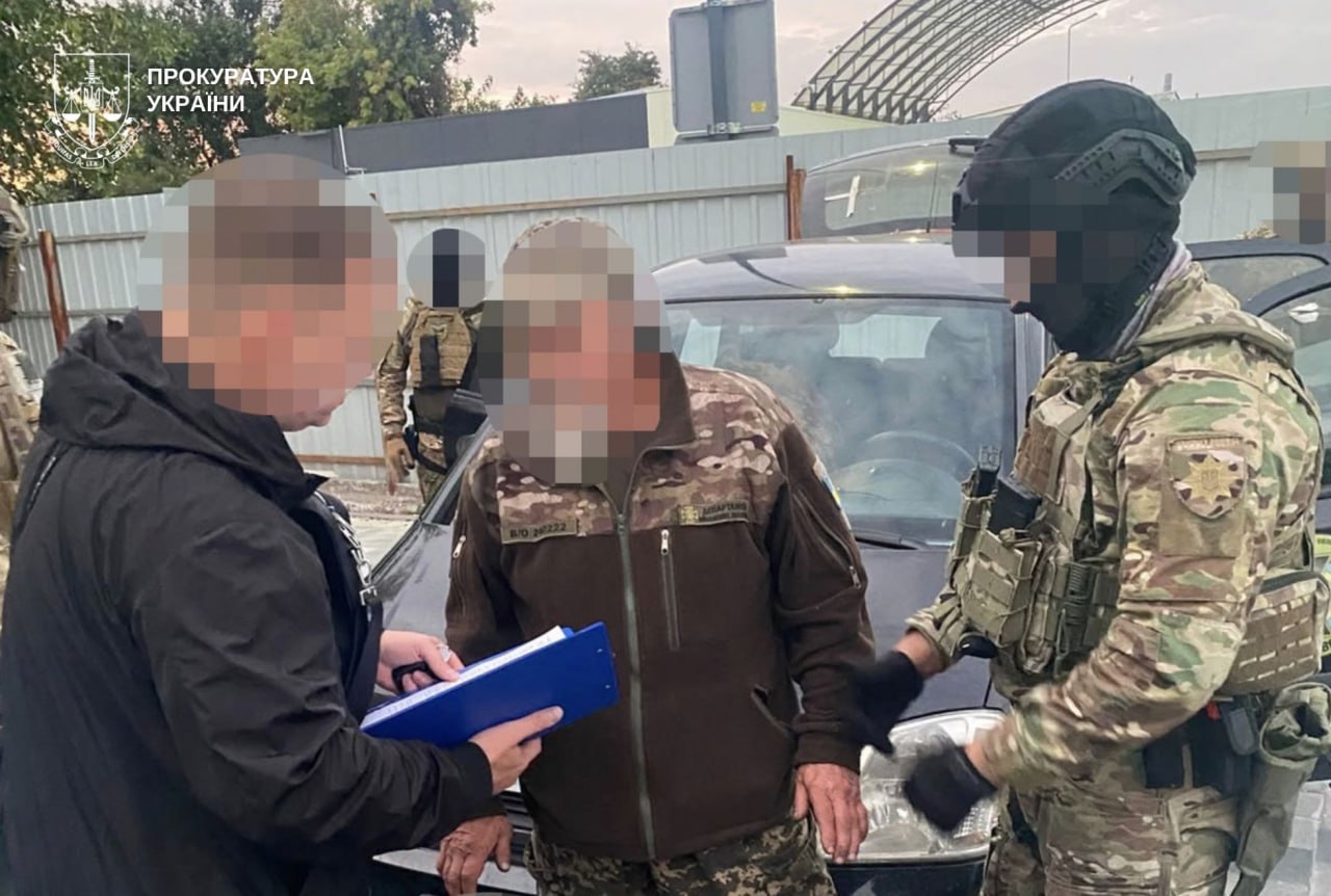 Дніпро: 11,5 тис. доларів за Румунію – викрито злочинну схему незаконного переправлення