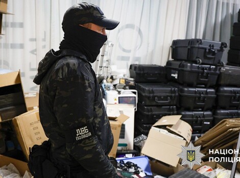 Дніпропетровщина: викрито масштабну схему незаконного збуту військових БпЛА.